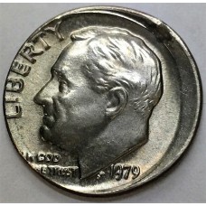 UNITED STATES OF AMERICA 1979 . ONE 1 DIME COIN . ERROR . MIS-STRIKE